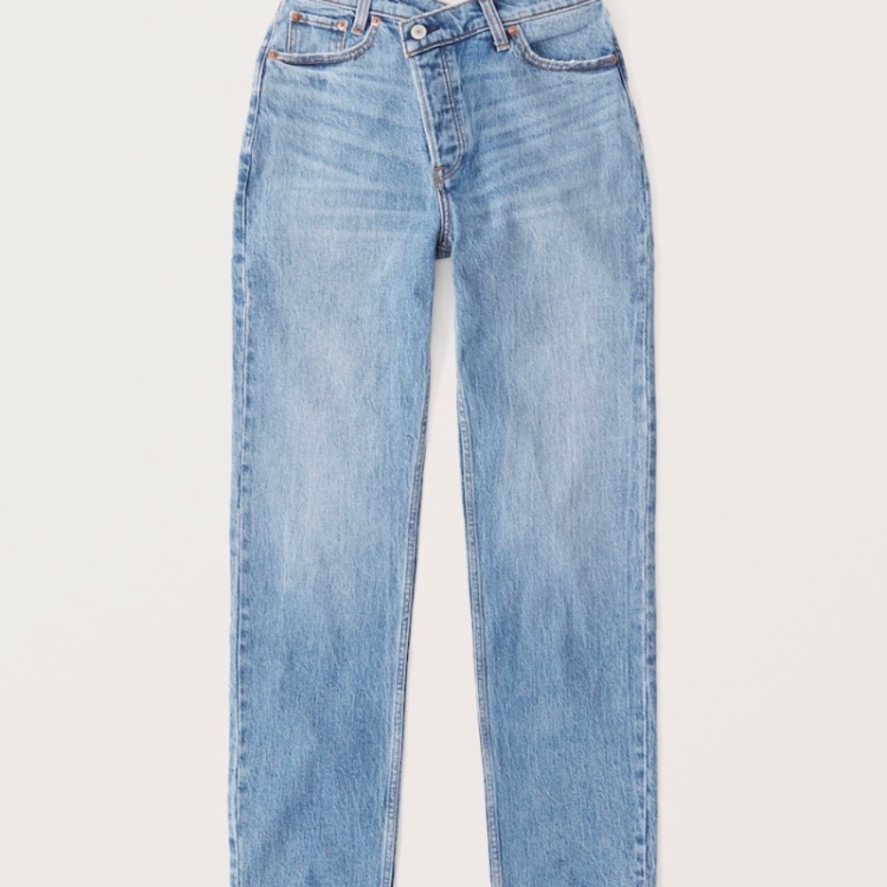 Abercrombie Curve Love High Rise Dad Jeans NWT
